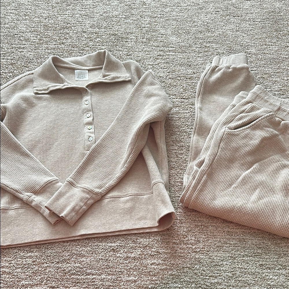 Negative Beige Waffle Knit Lounge Set